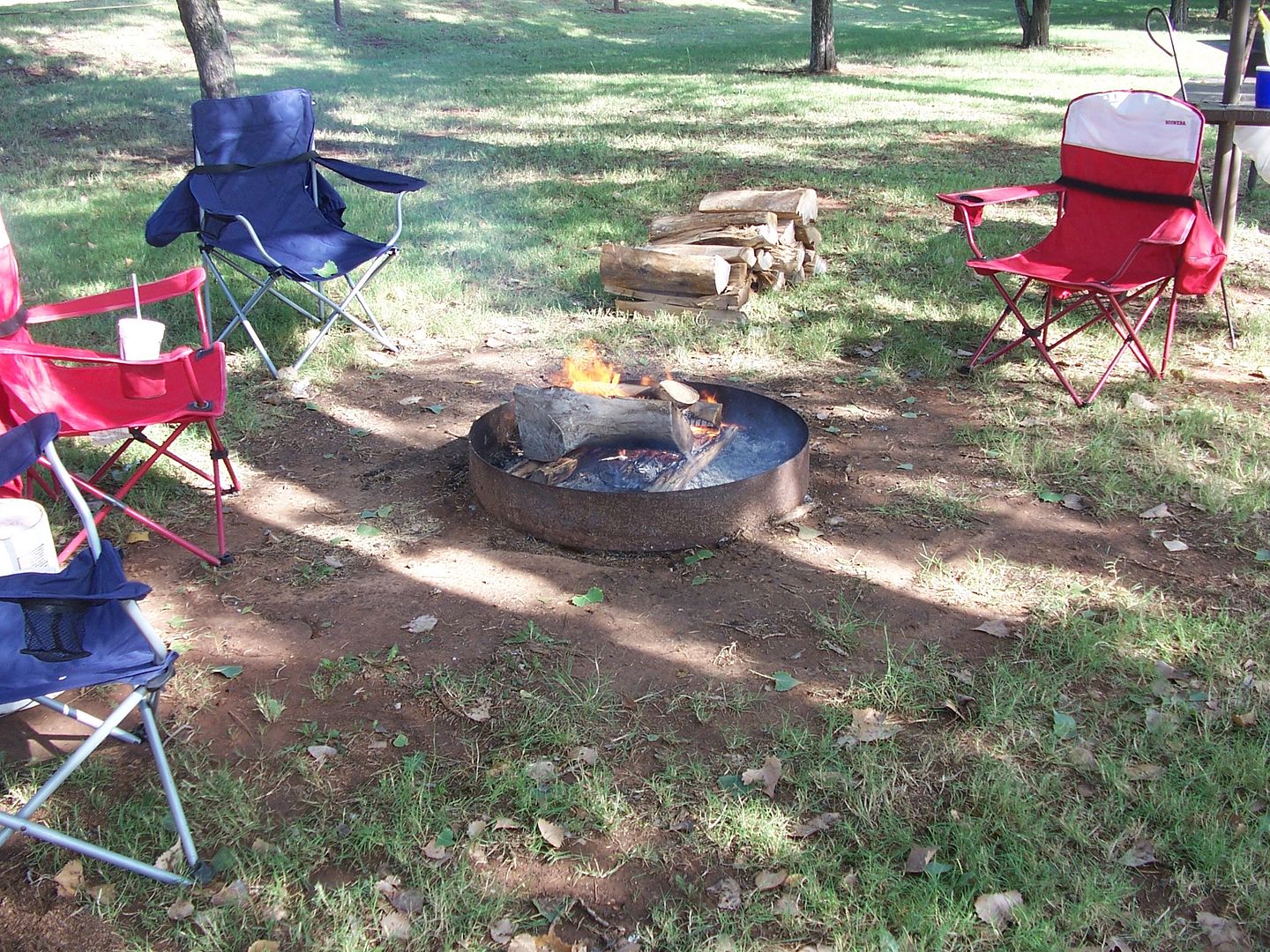 Cowgirl's Country Life More campfire biscuits and gravy...